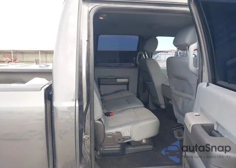2015 Ford F-250 Xlt из США, поврежденный, VIN 1FT7W2BT3FEC32538